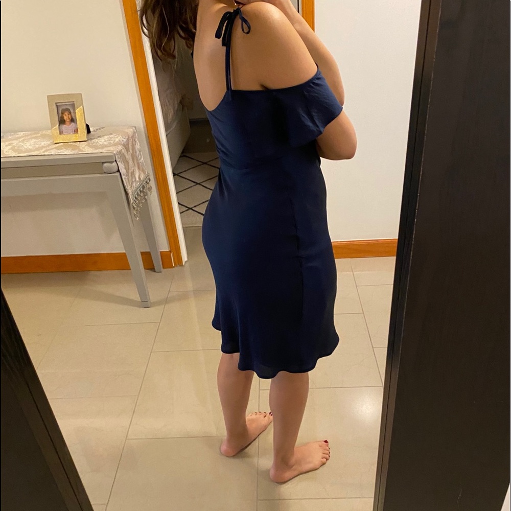 Satin dress in navy blue - Picture 7 of 10